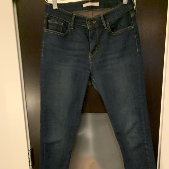 Levi’s | 710 Super Skinny Dark Wash - Picture 5 of 5